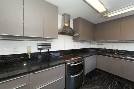 Apartamento à venda com 366m², 3 quartos e 3 vagasCOZINHA