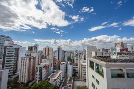 Apartamento à venda com 366m², 3 quartos e 3 vagasVISTA