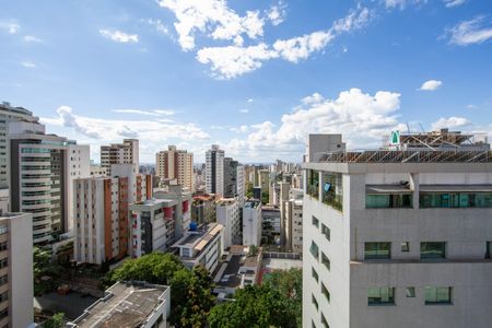 Apartamento à venda com 366m², 3 quartos e 3 vagasVISTA