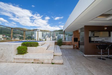 Apartamento à venda com 366m², 3 quartos e 3 vagasCOBERTURA