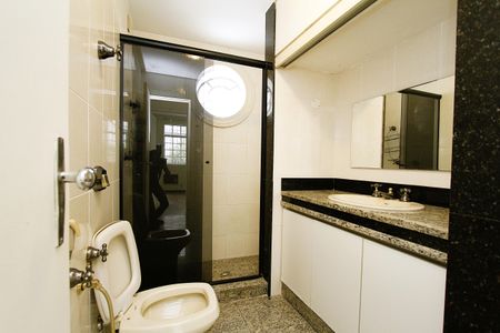 Apartamento para alugar com 200m², 3 quartos e 2 vagasBanheiro Social