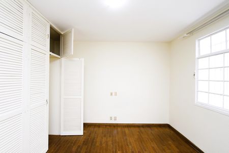Apartamento para alugar com 200m², 3 quartos e 2 vagasQuarto 3 - Suíte