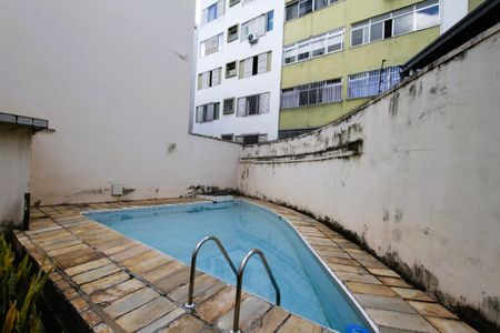 Apartamento para alugar com 200m², 3 quartos e 2 vagasÁrea comum - Piscina