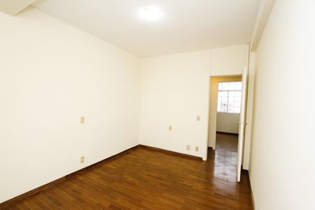 Apartamento para alugar com 200m², 3 quartos e 2 vagasQuarto 2