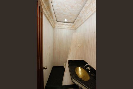 Lavabo de apartamento para alugar com 3 quartos, 200m² em Coracao de Jesus, Belo Horizonte