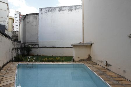Apartamento para alugar com 200m², 3 quartos e 2 vagasÁrea comum - Piscina
