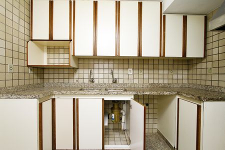 Apartamento para alugar com 200m², 3 quartos e 2 vagasCozinha