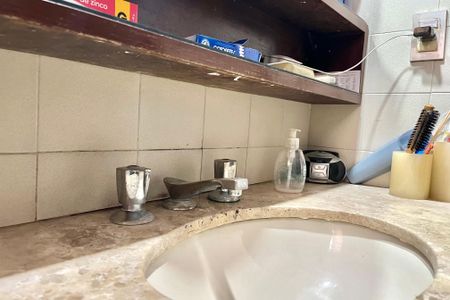 Casa à venda com 134m², 3 quartos e 2 vagasBanheiro da Suíte 1