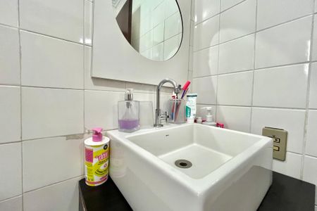 Casa à venda com 134m², 3 quartos e 2 vagasBanheiro da Suíte 2