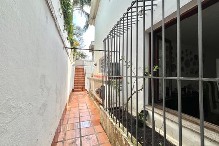 Casa à venda com 134m², 3 quartos e 2 vagasÁrea externa