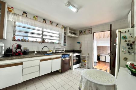Casa à venda com 134m², 3 quartos e 2 vagasCozinha