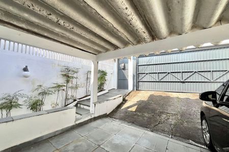 Casa à venda com 134m², 3 quartos e 2 vagasGaragem