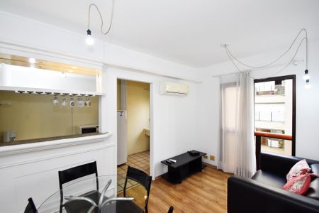 entrada de kitnet/studio para alugar com 2 quartos, 50m² em Jardim Paulista, São Paulo