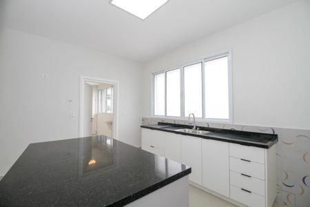Apartamento à venda com 178m², 3 quartos e 2 vagasCozinha