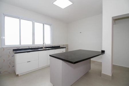 Apartamento à venda com 178m², 3 quartos e 2 vagasCozinha