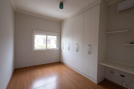 Casa de condomínio para alugar com 281m², 3 quartos e 4 vagas Casa de condomínio para alugar com 281m², 3 quartos e 4 vagasquarto