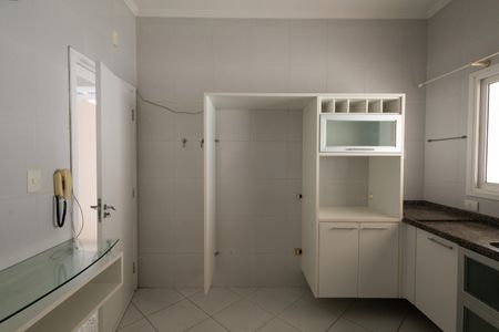 Casa de condomínio para alugar com 281m², 3 quartos e 4 vagas Casa de condomínio para alugar com 281m², 3 quartos e 4 vagascozinha