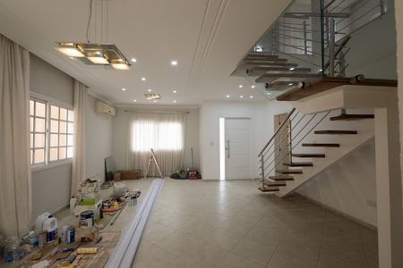 Casa de condomínio para alugar com 281m², 3 quartos e 4 vagas Casa de condomínio para alugar com 281m², 3 quartos e 4 vagassala