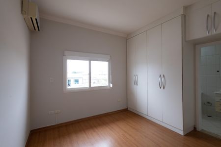 Casa de condomínio para alugar com 281m², 3 quartos e 4 vagas Casa de condomínio para alugar com 281m², 3 quartos e 4 vagasSuíte 1