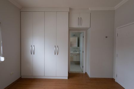 Casa de condomínio para alugar com 281m², 3 quartos e 4 vagas Casa de condomínio para alugar com 281m², 3 quartos e 4 vagasSuíte 1