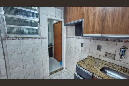 Apartamento à venda com 56m², 2 quartos e 1 vagaCozinha 