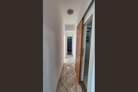 Apartamento à venda com 56m², 2 quartos e 1 vagaCorredor vista da Sala