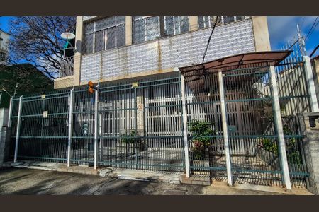 Apartamento à venda com 56m², 2 quartos e 1 vagaFrente do Prédio 