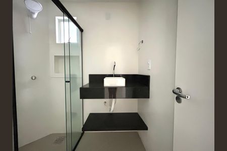 Apartamento para alugar com 101m², 2 quartos e sem vaga Apartamento para alugar com 101m², 2 quartos e sem vagaBanheiro suíte