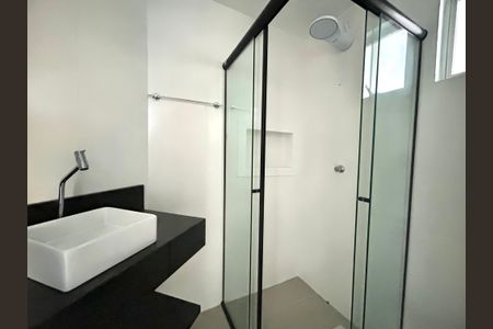 Apartamento para alugar com 101m², 2 quartos e sem vaga Apartamento para alugar com 101m², 2 quartos e sem vagaBanheiro social