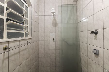 Casa para alugar com 70m², 2 quartos e 1 vaga Casa para alugar com 70m², 2 quartos e 1 vagaBanheiro Suíte