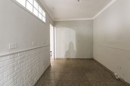 Casa para alugar com 70m², 2 quartos e 1 vaga Casa para alugar com 70m², 2 quartos e 1 vagaQuarto