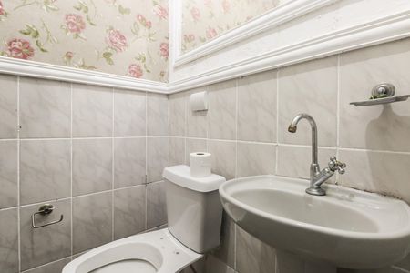 Casa para alugar com 70m², 2 quartos e 1 vaga Casa para alugar com 70m², 2 quartos e 1 vagaLavabo