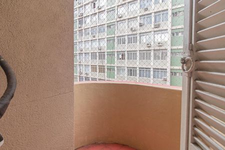 Apartamento para alugar com 65m², 1 quarto e sem vagaSacada