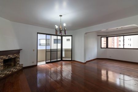 Sala de apartamento para alugar com 3 quartos, 150m² em Indianópolis, São Paulo