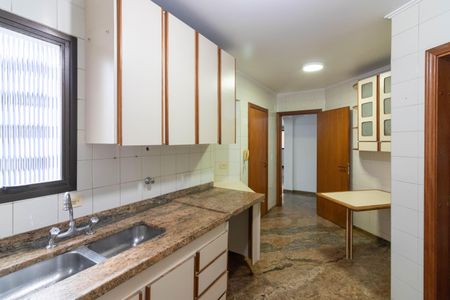 Apartamento para alugar com 150m², 3 quartos e 2 vagasCozinha