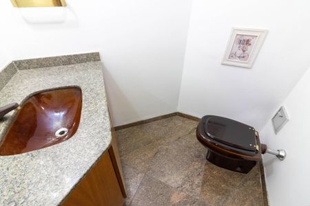 Apartamento para alugar com 150m², 3 quartos e 2 vagasBanheiro