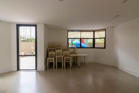 Apartamento para alugar com 150m², 3 quartos e 2 vagasÁrea comum - Salão de festas
