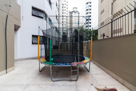 Apartamento para alugar com 150m², 3 quartos e 2 vagasÁrea comum - Playground