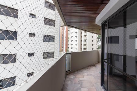 Varanda de apartamento para alugar com 3 quartos, 150m² em Indianópolis, São Paulo