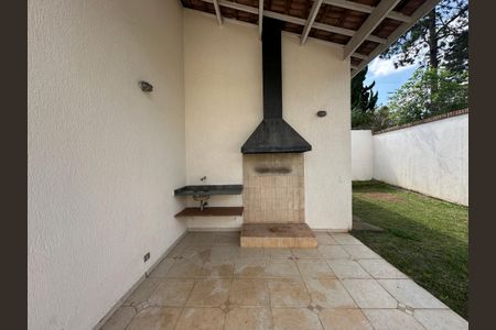 Casa de condomínio para alugar com 260m², 3 quartos e 4 vagasChurrasqueira