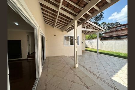 Casa de condomínio para alugar com 260m², 3 quartos e 4 vagasVaranda da Sala