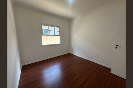 Casa de condomínio para alugar com 260m², 3 quartos e 4 vagasQuarto 1