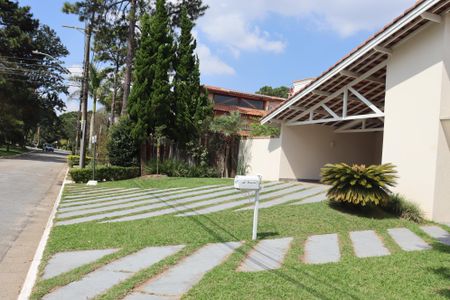 Casa de condomínio para alugar com 260m², 3 quartos e 4 vagasFachada