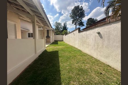 Casa de condomínio para alugar com 260m², 3 quartos e 4 vagasQuintal