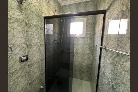 Casa de condomínio para alugar com 260m², 3 quartos e 4 vagasBanheiro da Suíte 1