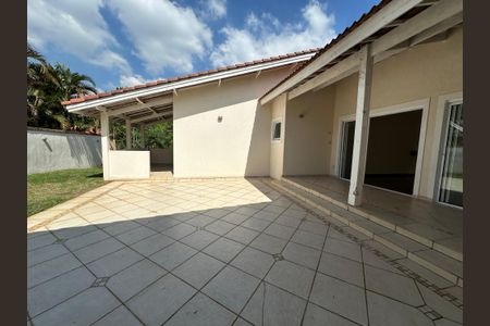 Casa de condomínio para alugar com 260m², 3 quartos e 4 vagasVaranda da Sala