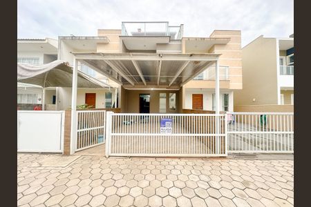 Casa para alugar com 120m², 3 quartos e 1 vagaFachada