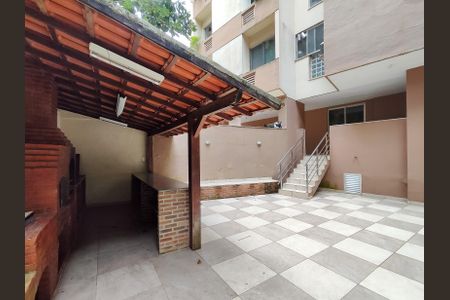 Apartamento à venda com 100m², 2 quartos e 1 vagaÁrea comum - Churrasqueira
