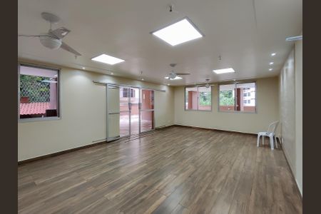Apartamento à venda com 100m², 2 quartos e 1 vagaÁrea comum - Salão de festas