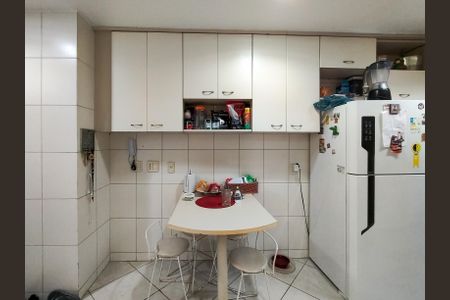 Apartamento à venda com 100m², 2 quartos e 1 vagaCozinha